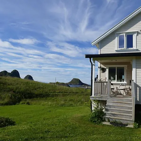 Koselig Mellom Sjo Og Fjell Vakantiehuis Nykvåg