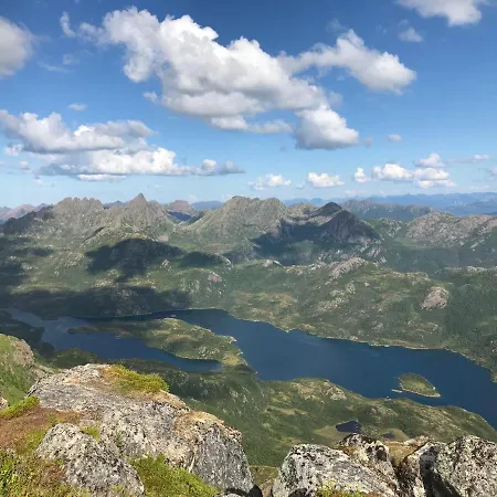 Vakantiehuis Koselig Mellom Sjo Og Fjell