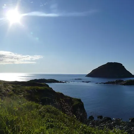Koselig Mellom Sjo Og Fjell Vakantiehuis