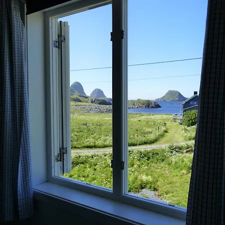 Vakantiehuis Koselig Mellom Sjo Og Fjell *